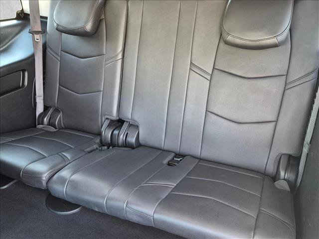 Used 2019 Cadillac Escalade Luxury RWD image 19