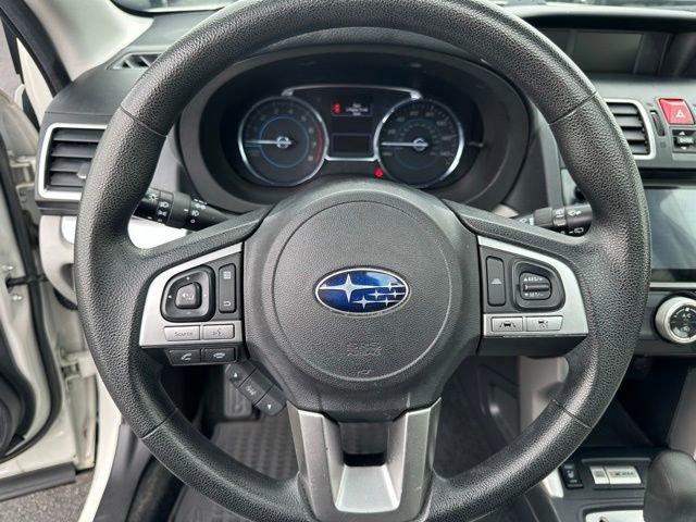 Used 2017 Subaru Forester 2.5i Premium image 16