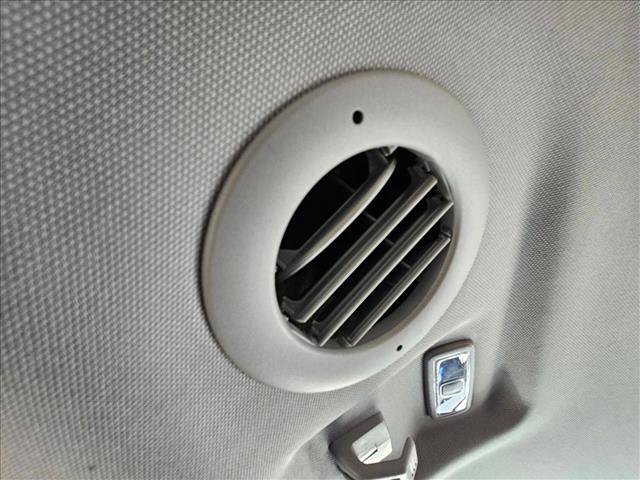 Used 2021 Ford Explorer XLT RWD image 16