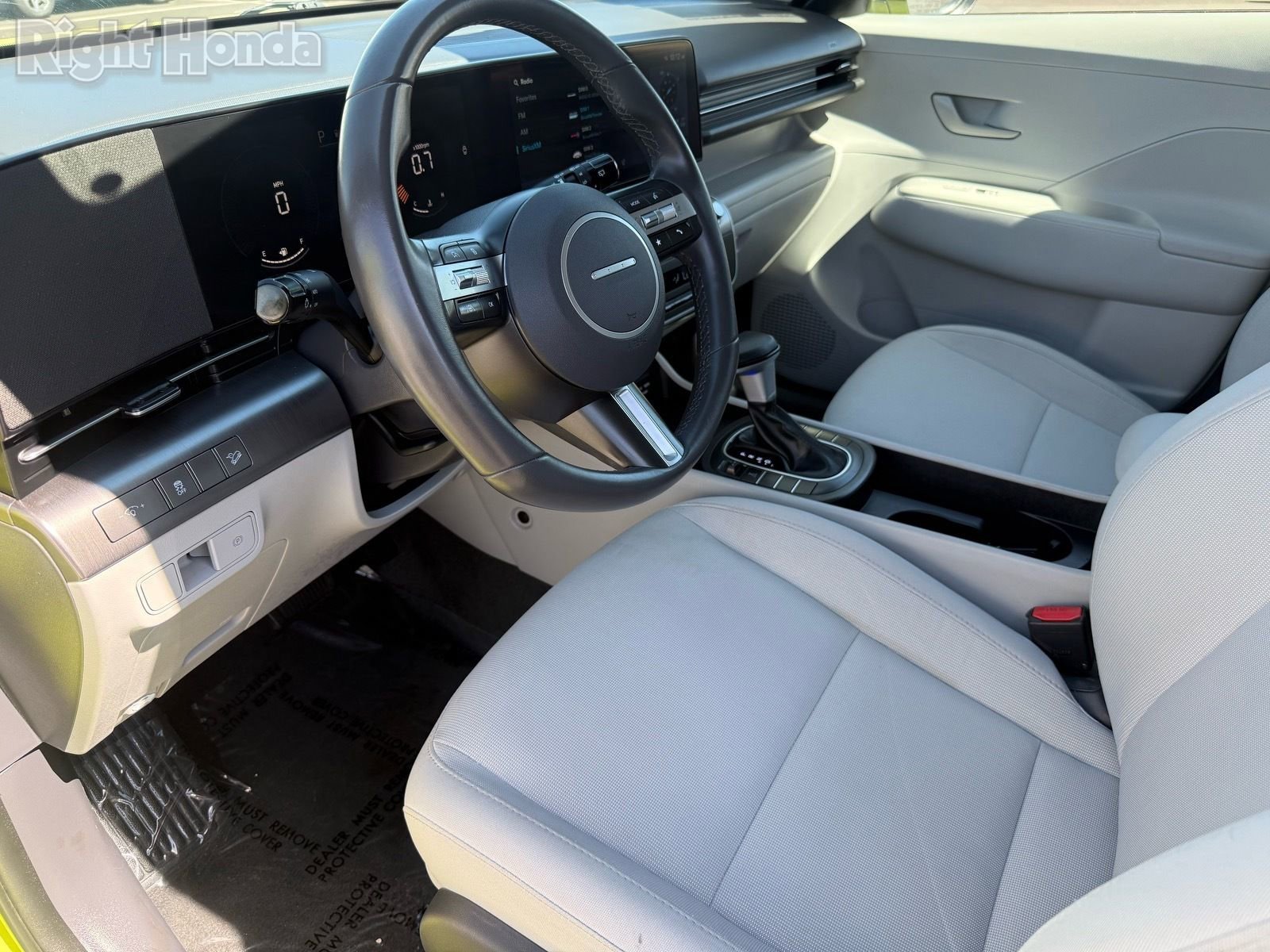 Used 2025 Hyundai Kona SEL image 12