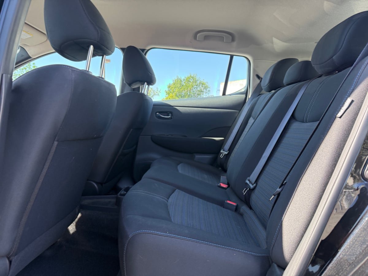 Used 2025 Nissan Leaf S FWD image 15