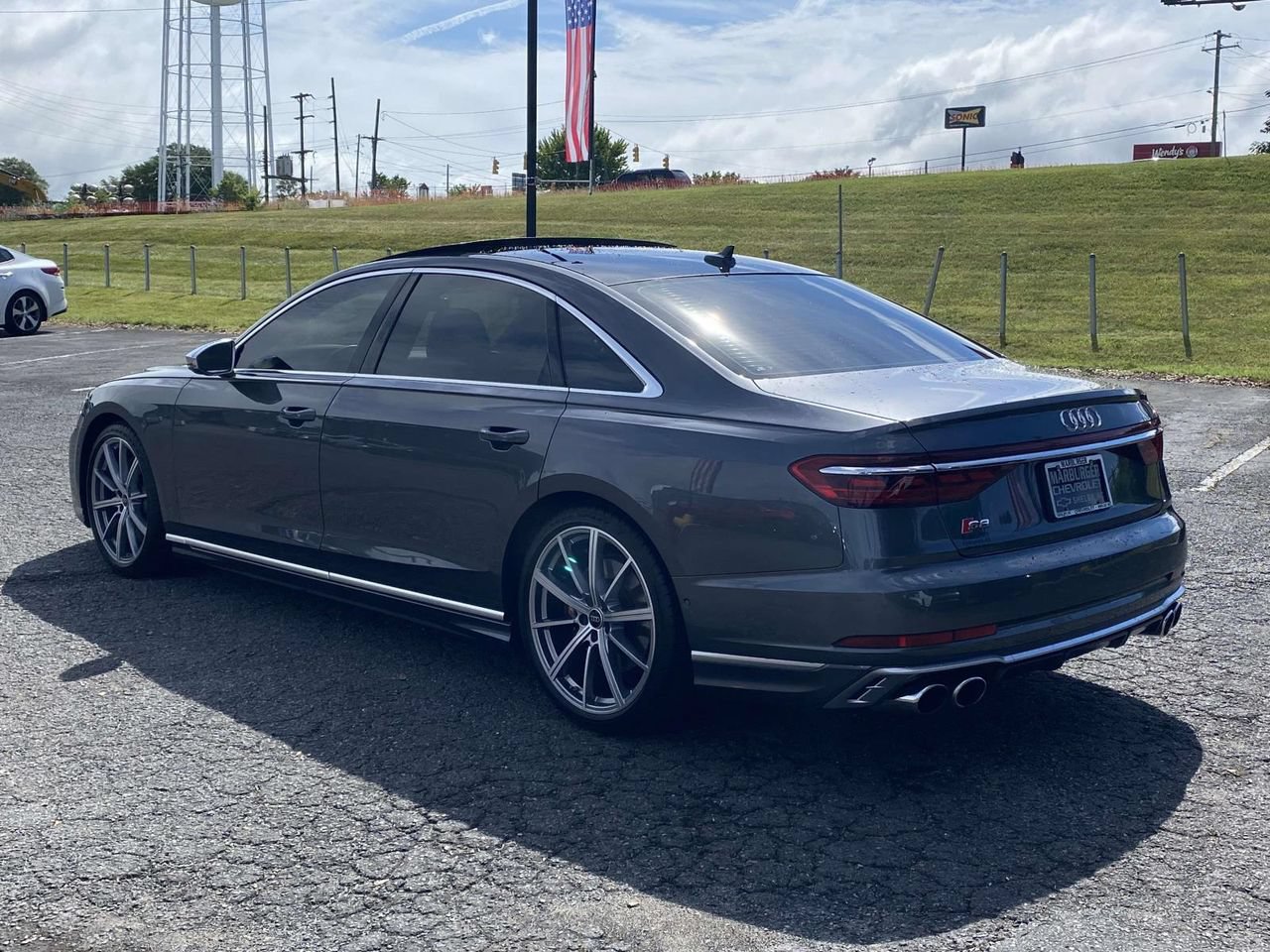 Used 2024 Audi S8 AWD/4WD image 4