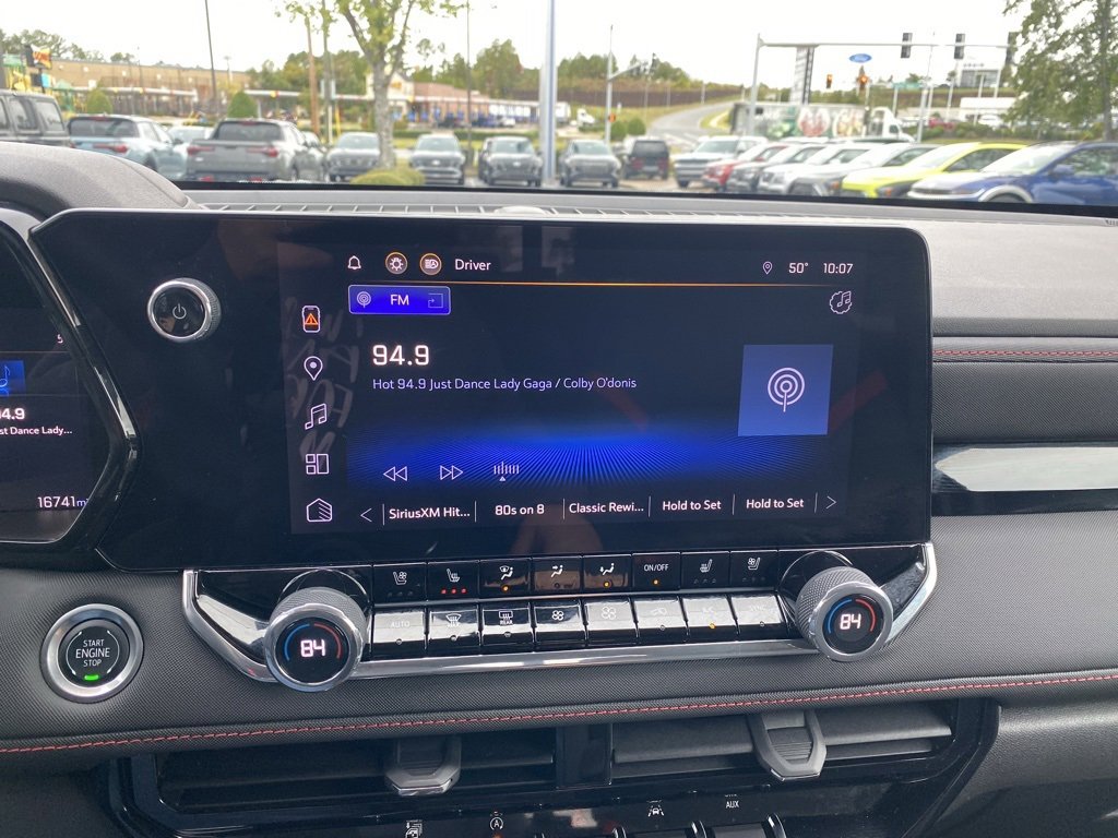 Used 2024 Chevrolet Colorado Z71 w/ Z71 Convenience Package 2 image 17