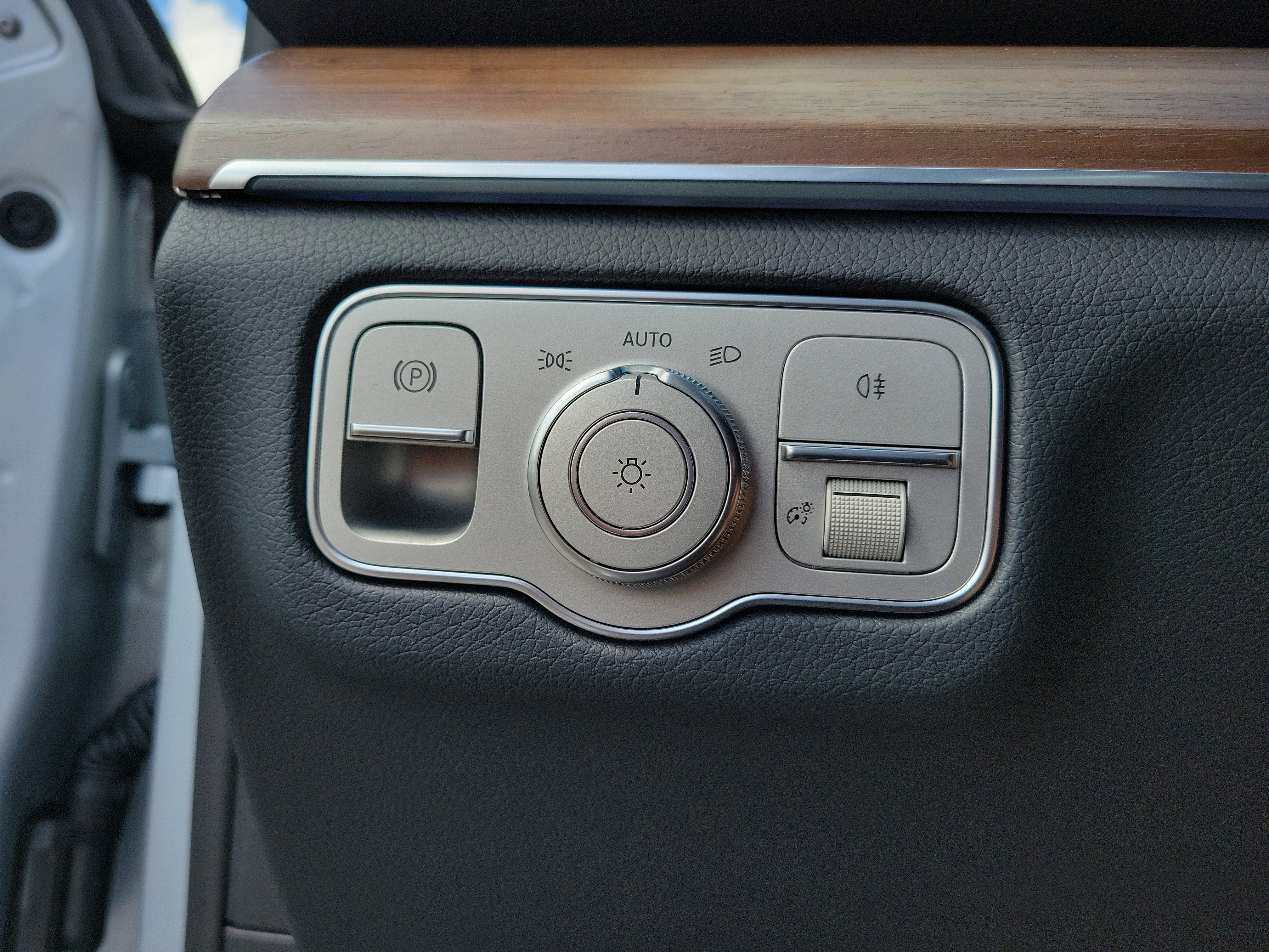 New 2026 Mercedes-Benz GLE 580 4MATIC image 18