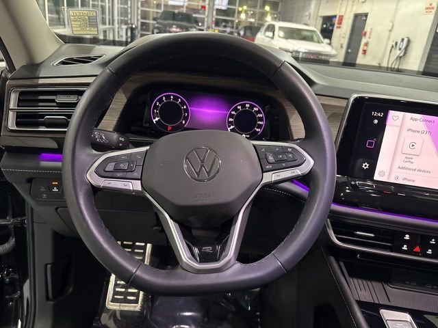 Used 2025 Volkswagen Atlas SEL Premium R-Line image 19