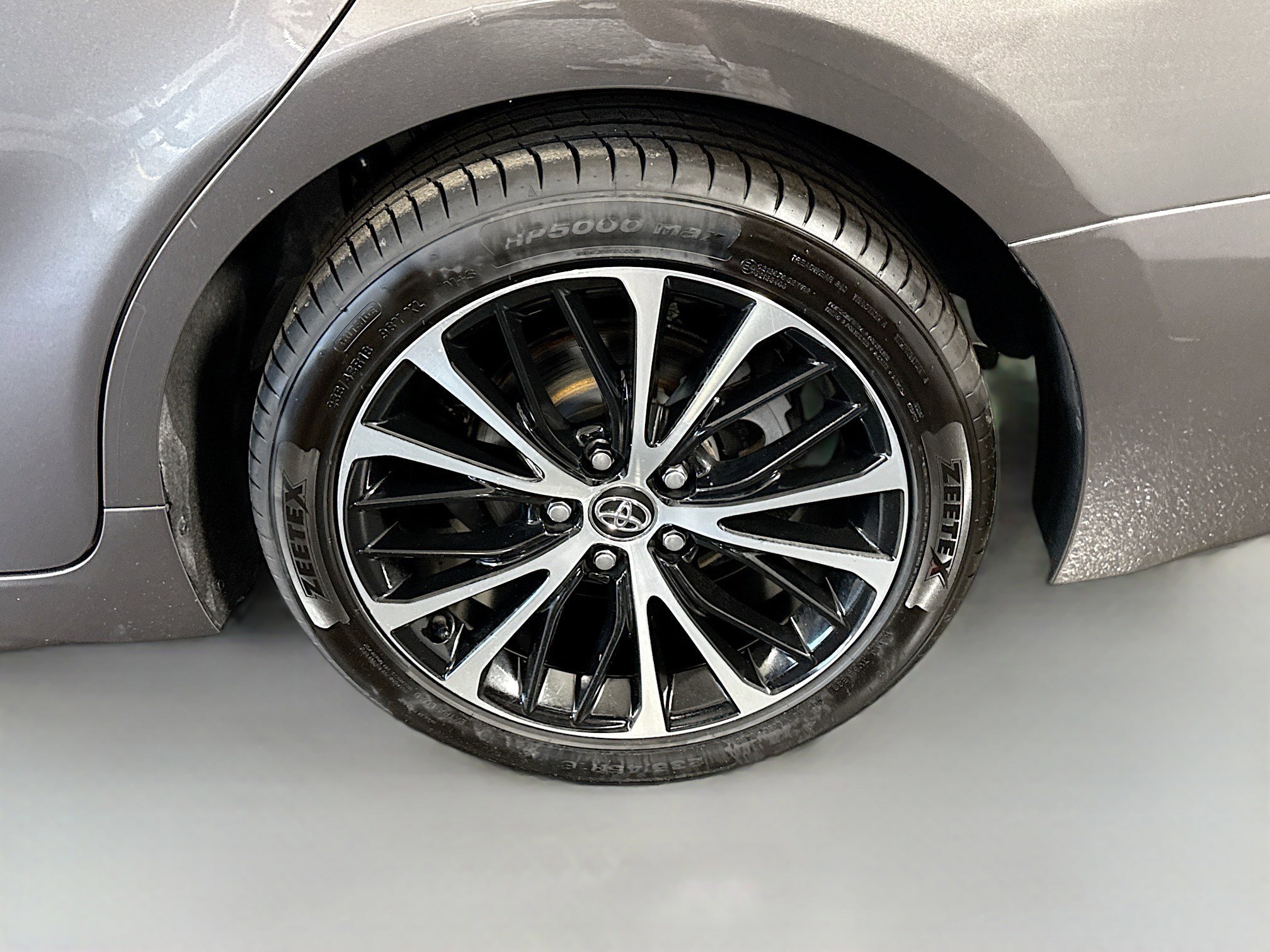 Used 2020 Toyota Camry SE FWD image 36