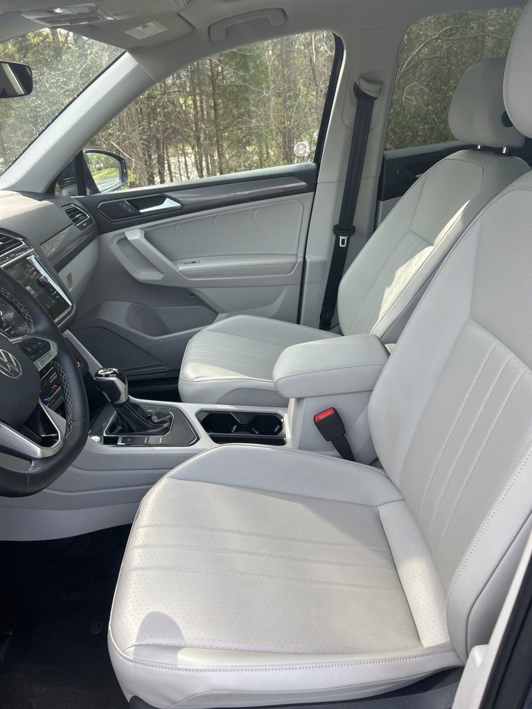 Used 2024 Volkswagen Tiguan SE image 22