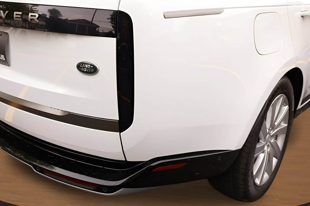 Used 2023 Land Rover Range Rover SE AWD/4WD image 10