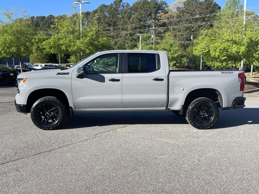Used 2024 Chevrolet Silverado 1500 LT Trail Boss w/ Protection Package AWD/4WD image 2