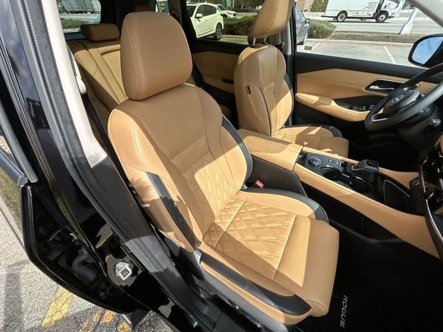 Used 2023 Nissan Rogue Platinum AWD/4WD image 26