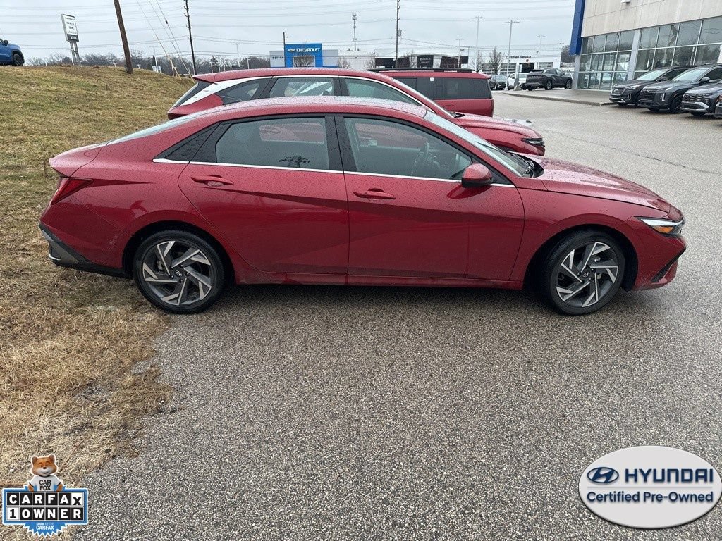 Used 2025 Hyundai Elantra SEL FWD image 4