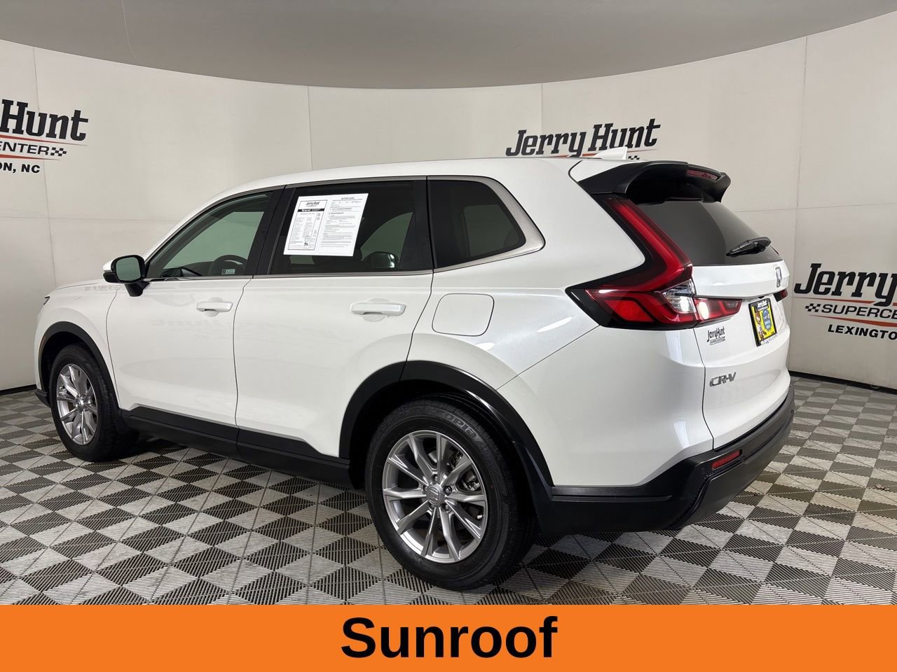 Used 2024 Honda CR-V EX-L image 7