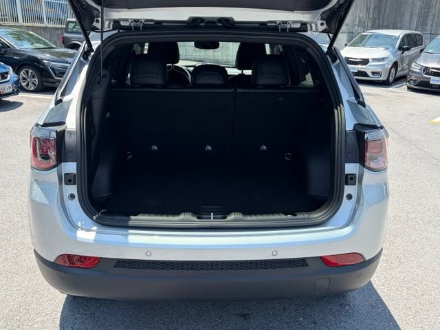 Used 2026 Jeep Compass Limited AWD/4WD image 7