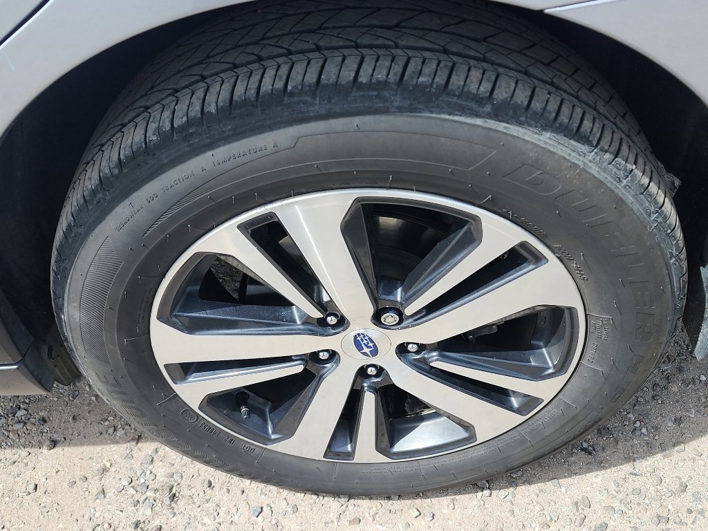 Used 2018 Subaru Outback 2.5i Limited image 11