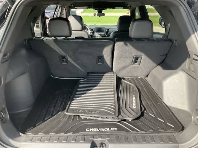 Used 2023 Chevrolet Equinox RS AWD/4WD image 15