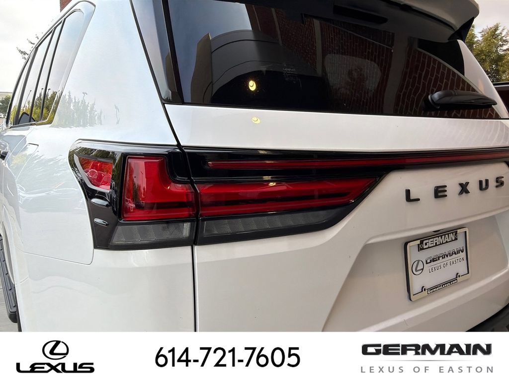 New 2026 Lexus LX 700h Luxury w/ Appearance Package AWD/4WD image 8