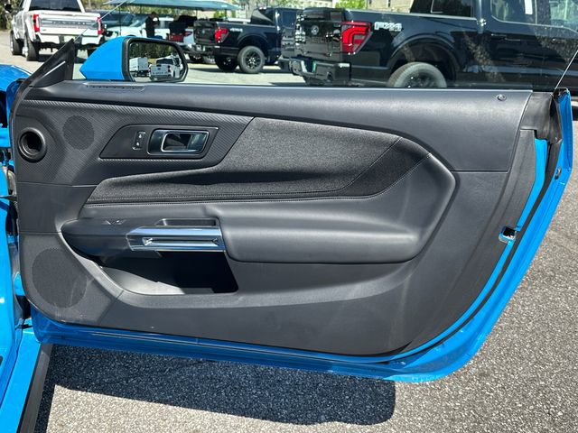 Used 2025 Ford Mustang GT image 14