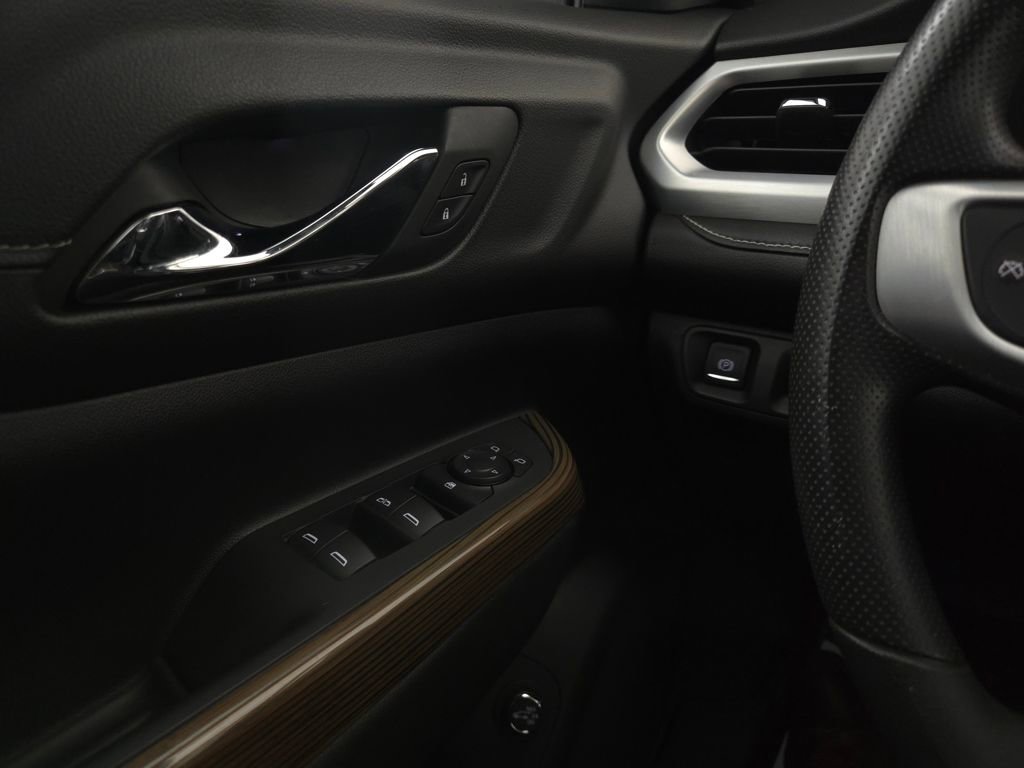 Used 2023 GMC Acadia SLE w/ Driver Convenience Package image 28