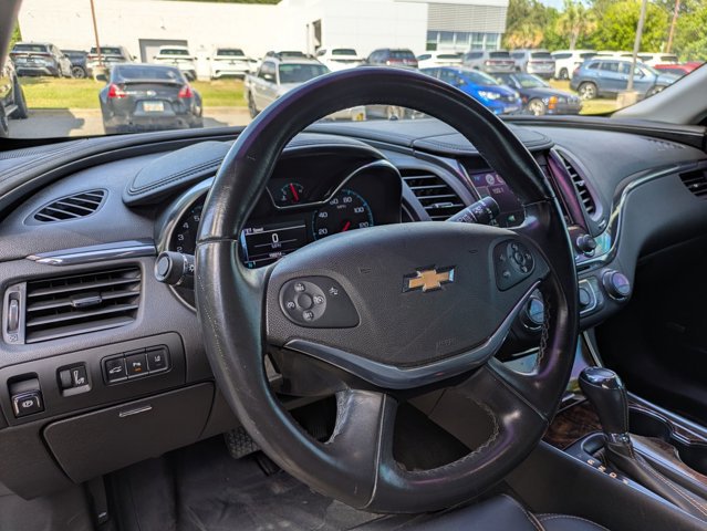 Used 2015 Chevrolet Impala LT image 10