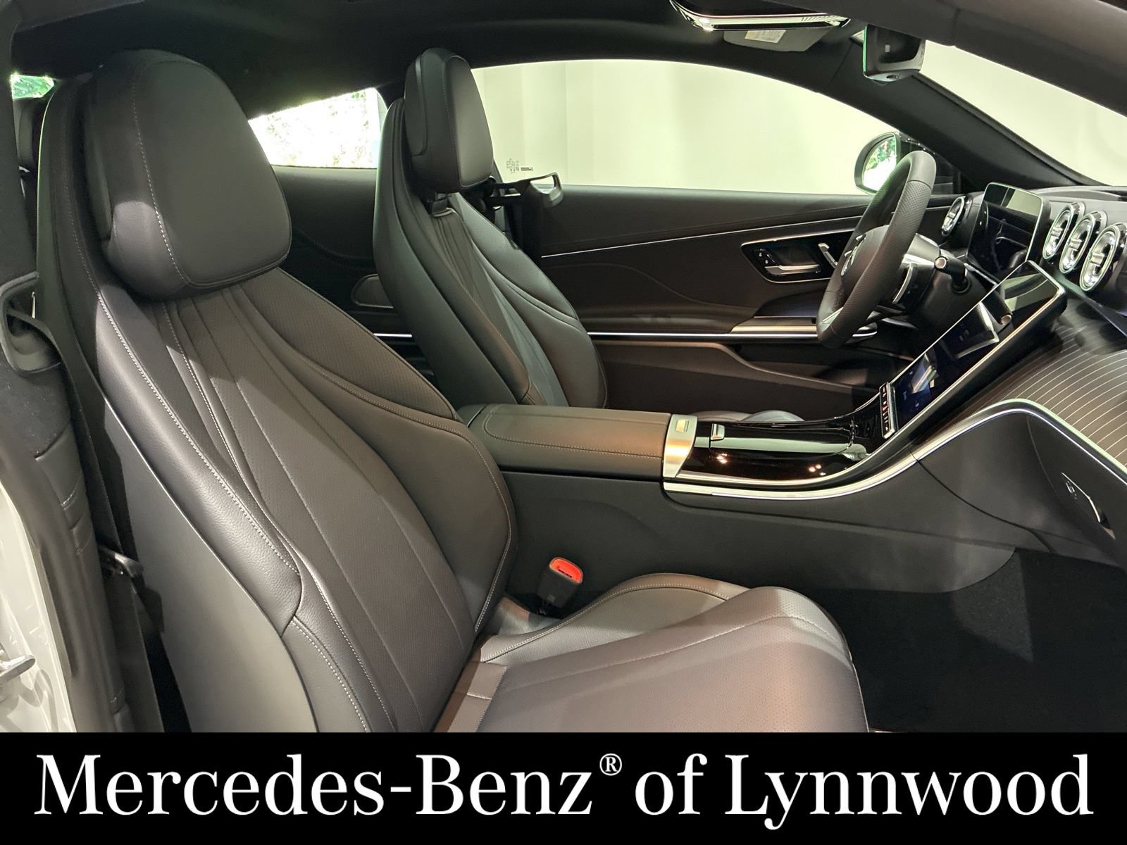 New 2026 Mercedes-Benz CLE 450 4MATIC Coupe image 11