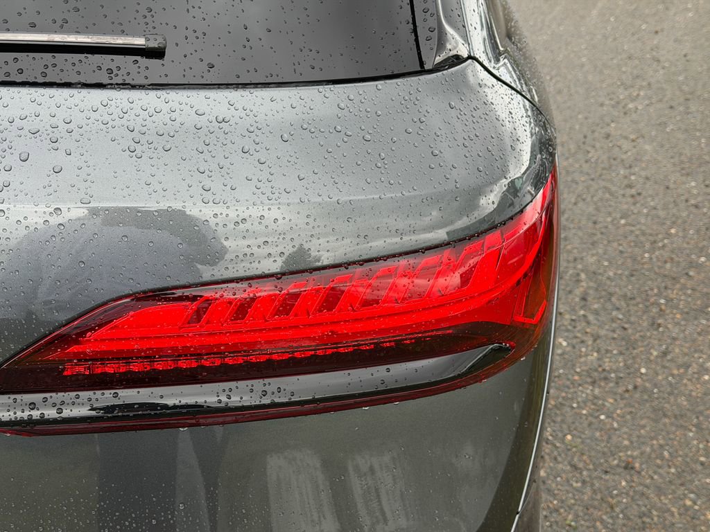 New 2026 Audi SQ7 Premium Plus image 8