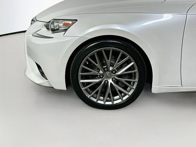 Used 2016 Lexus IS 300 AWD image 37