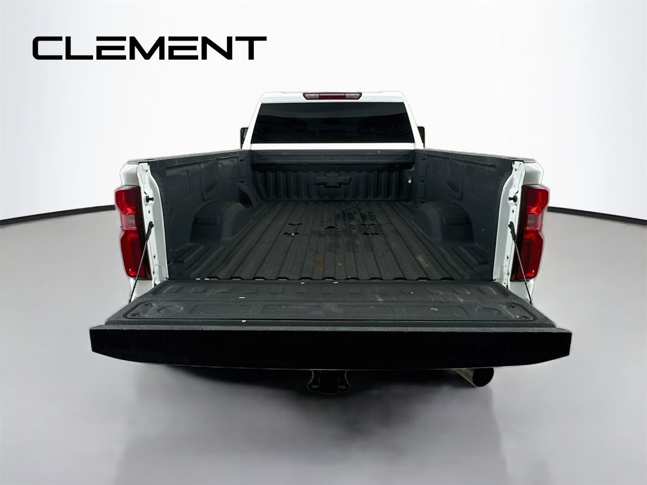 Used 2024 Chevrolet Silverado 3500 LT AWD/4WD image 11