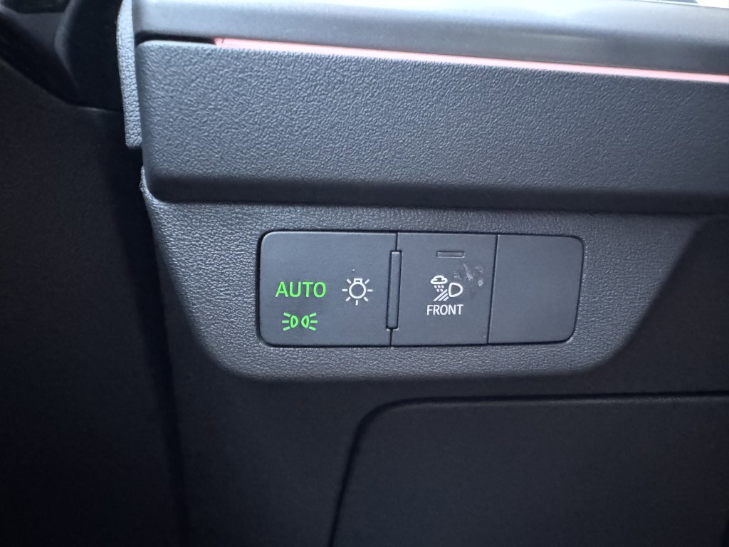 Used 2023 Audi Q4 e-tron Prestige w/ Black Optic Package image 31