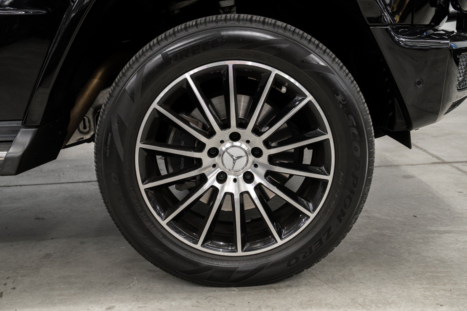 Used 2022 Mercedes-Benz G 550 image 49