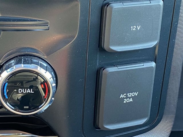 Certified 2026 Ford F150 Platinum AWD/4WD image 18