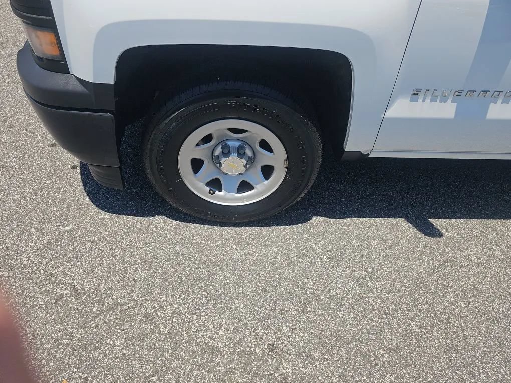 Used 2015 Chevrolet Silverado 1500 W/T RWD image 11