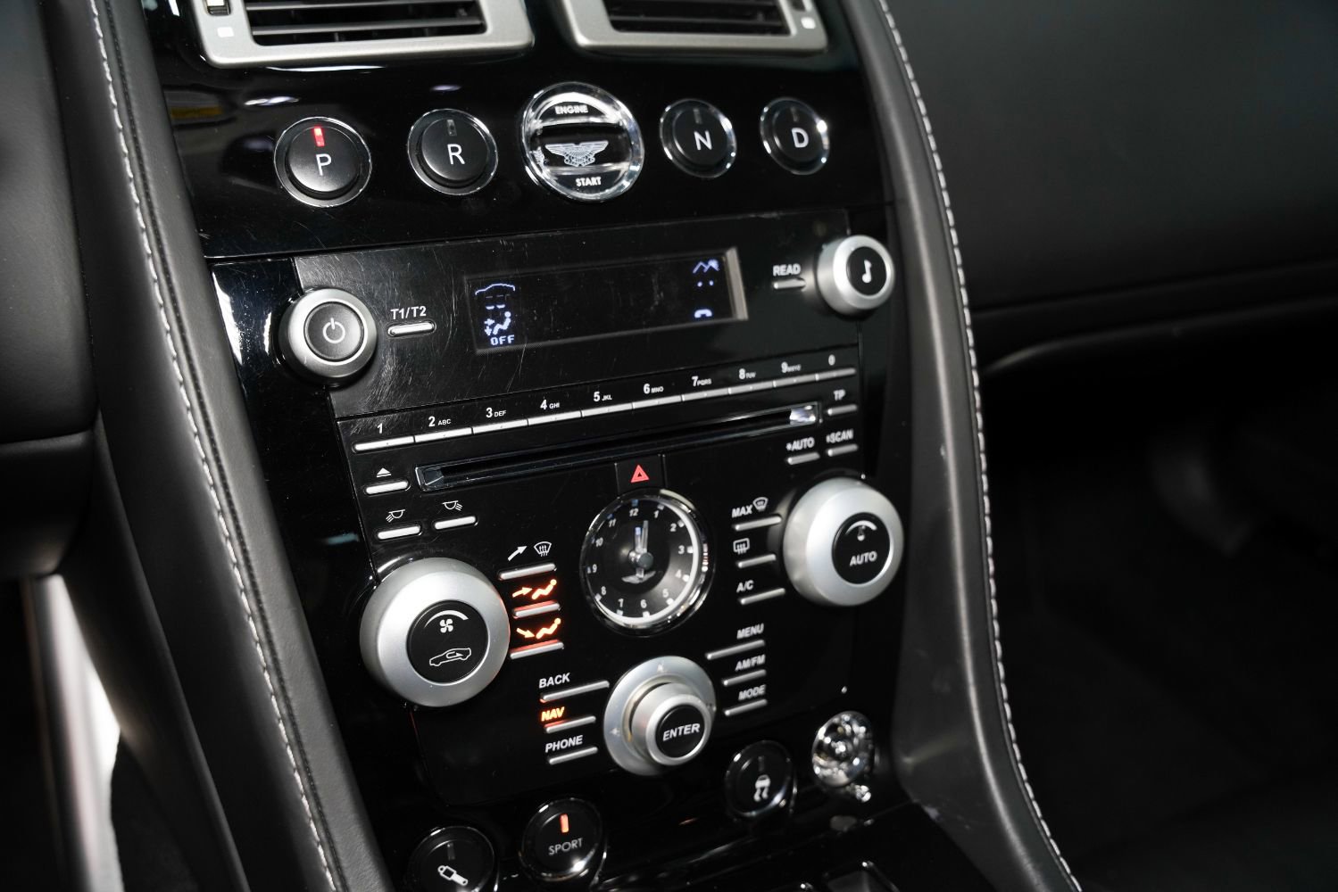 Used 2010 Aston Martin DBS Coupe image 40