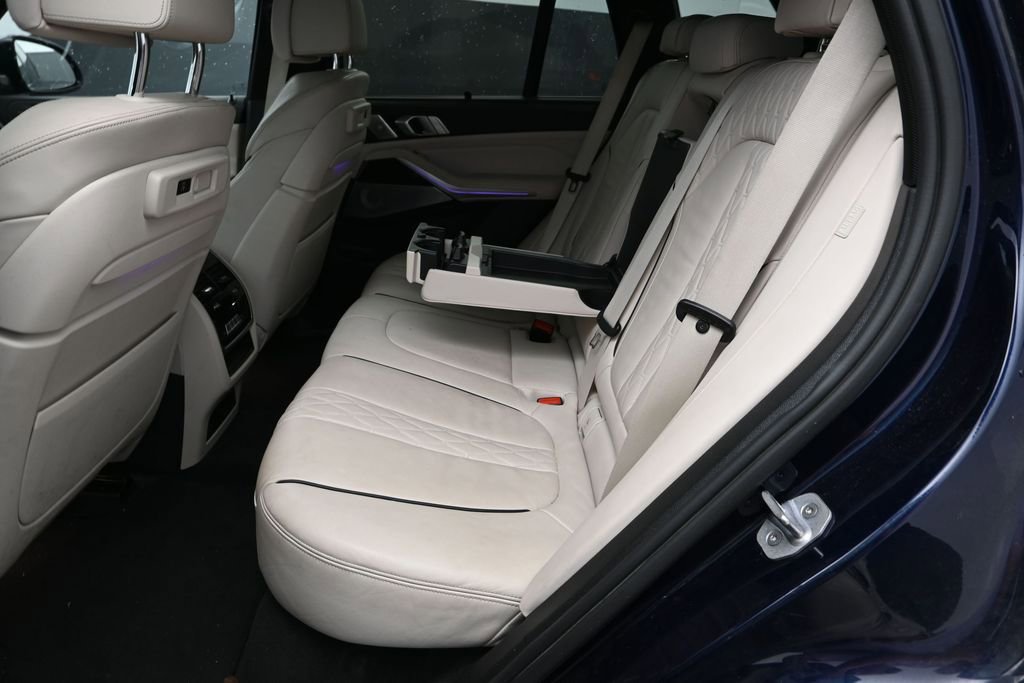 Used 2020 BMW X5 M50i w/ Executive Package AWD/4WD image 19