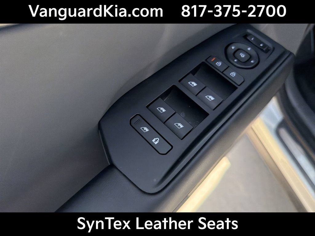 Certified 2024 Kia EV9 GT-Line AWD/4WD image 17