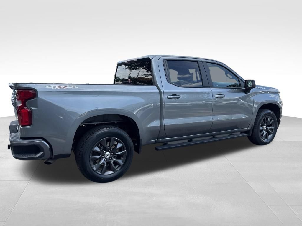 Used 2020 Chevrolet Silverado 1500 RST w/ RST Value Package AWD/4WD image 12