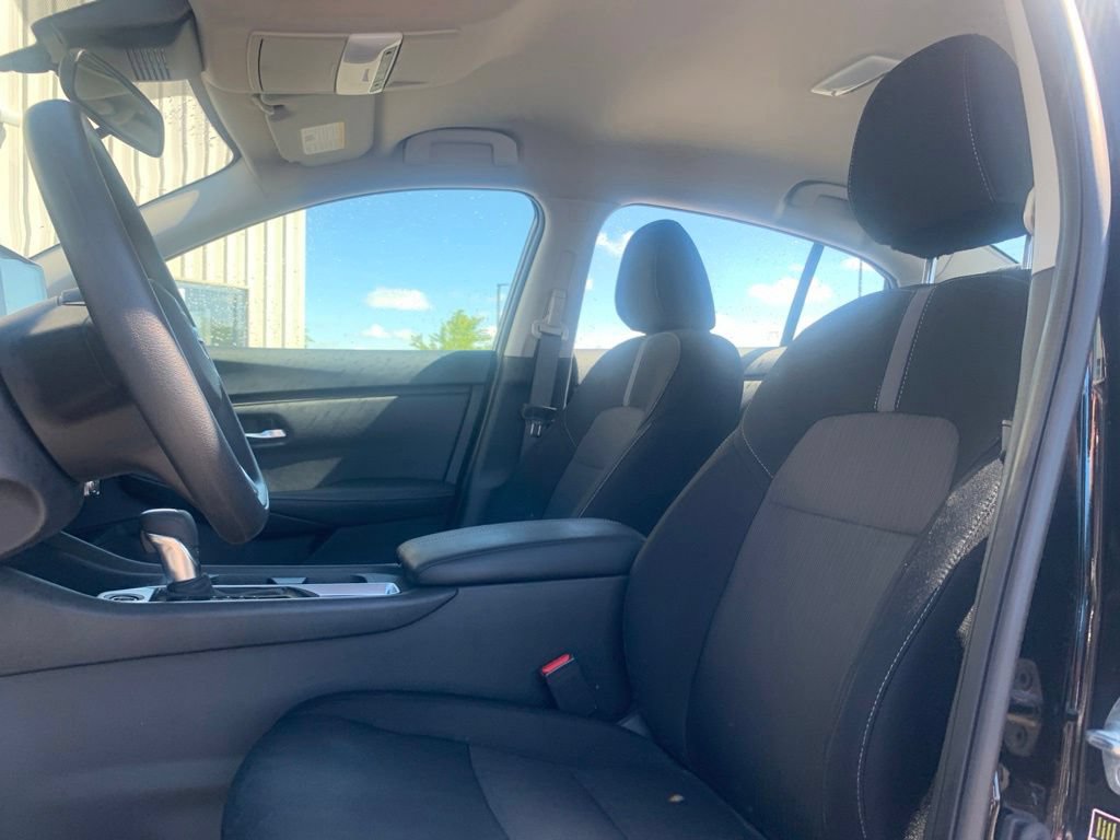 Certified 2023 Nissan Sentra SV FWD image 10