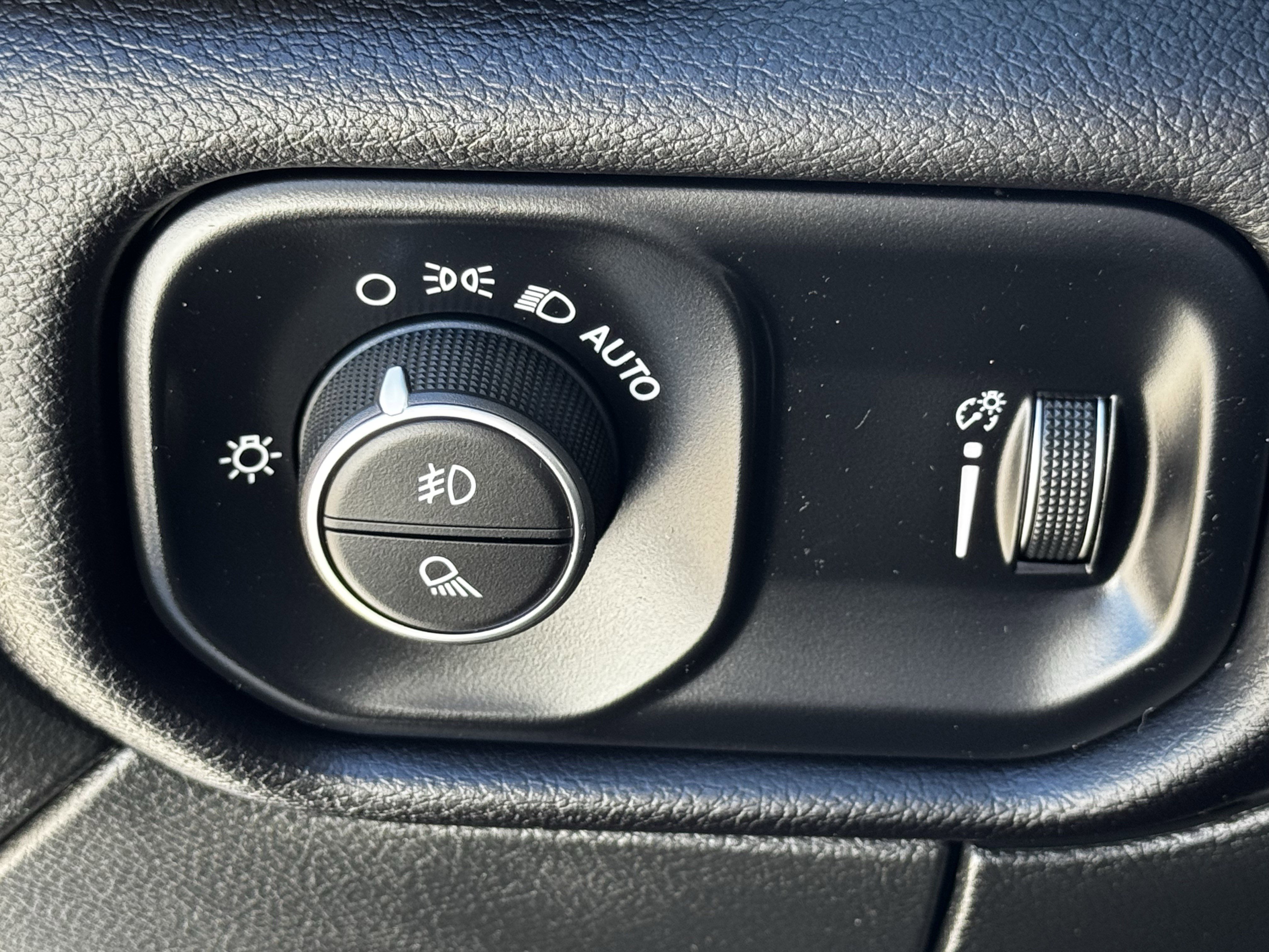 Used 2025 RAM 2500 Big Horn image 26