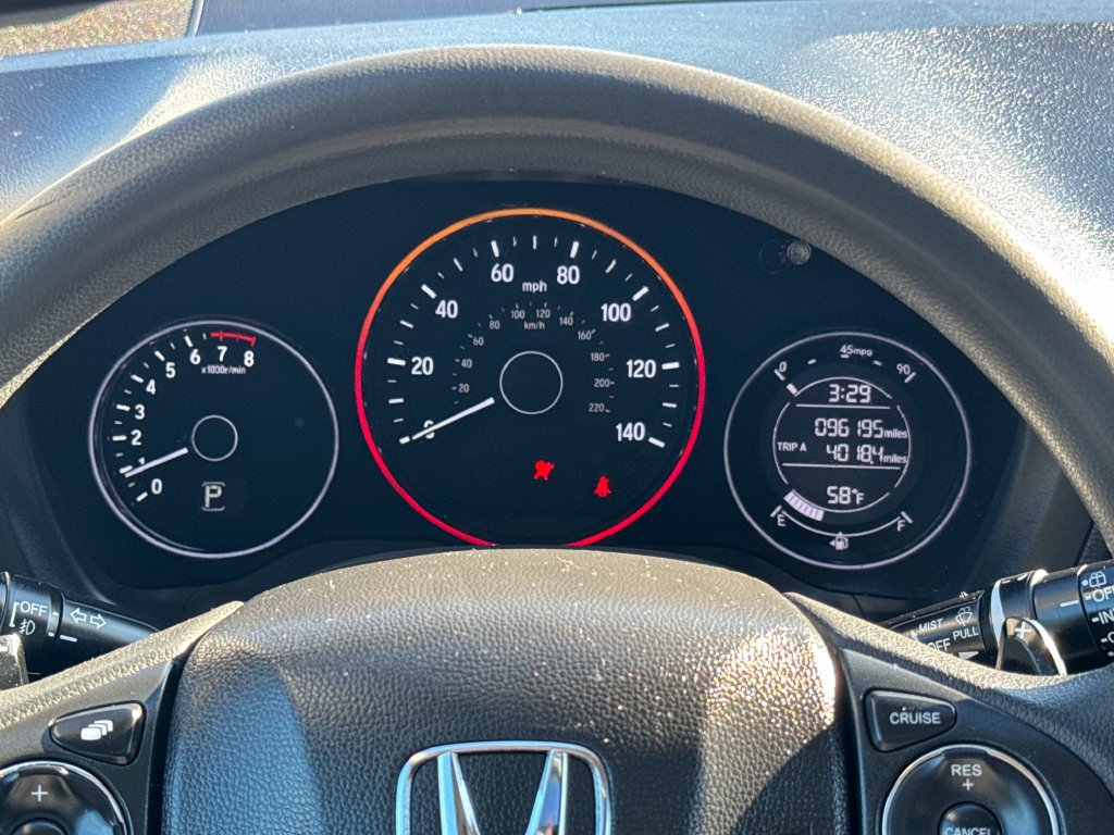 Used 2016 Honda HR-V EX image 17