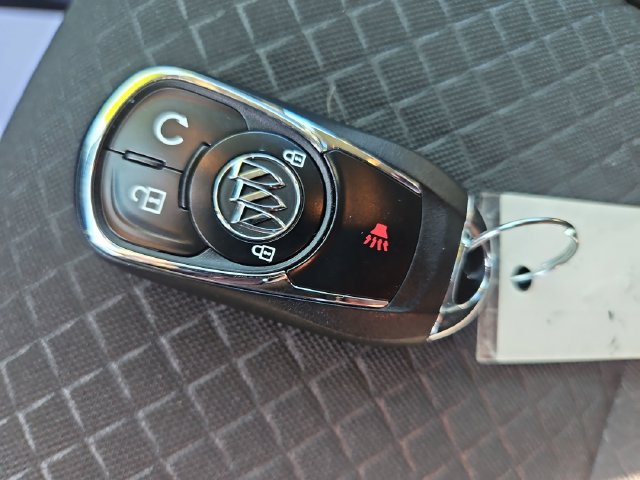 Used 2022 Buick Encore Preferred w/ Safety Package AWD/4WD image 29