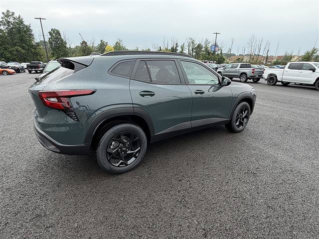 New 2026 Chevrolet Trax LT w/ Driver Confidence Package FWD image 6