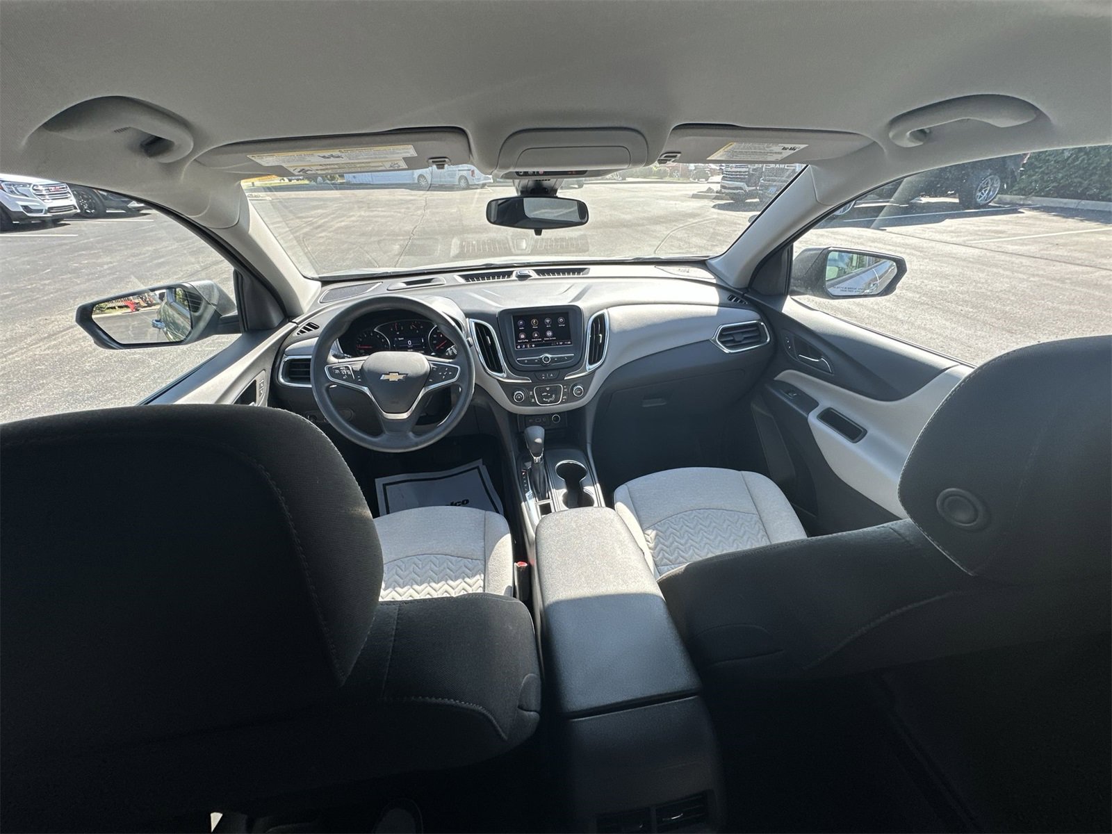 Used 2023 Chevrolet Equinox LS w/ LS Convenience Package image 19