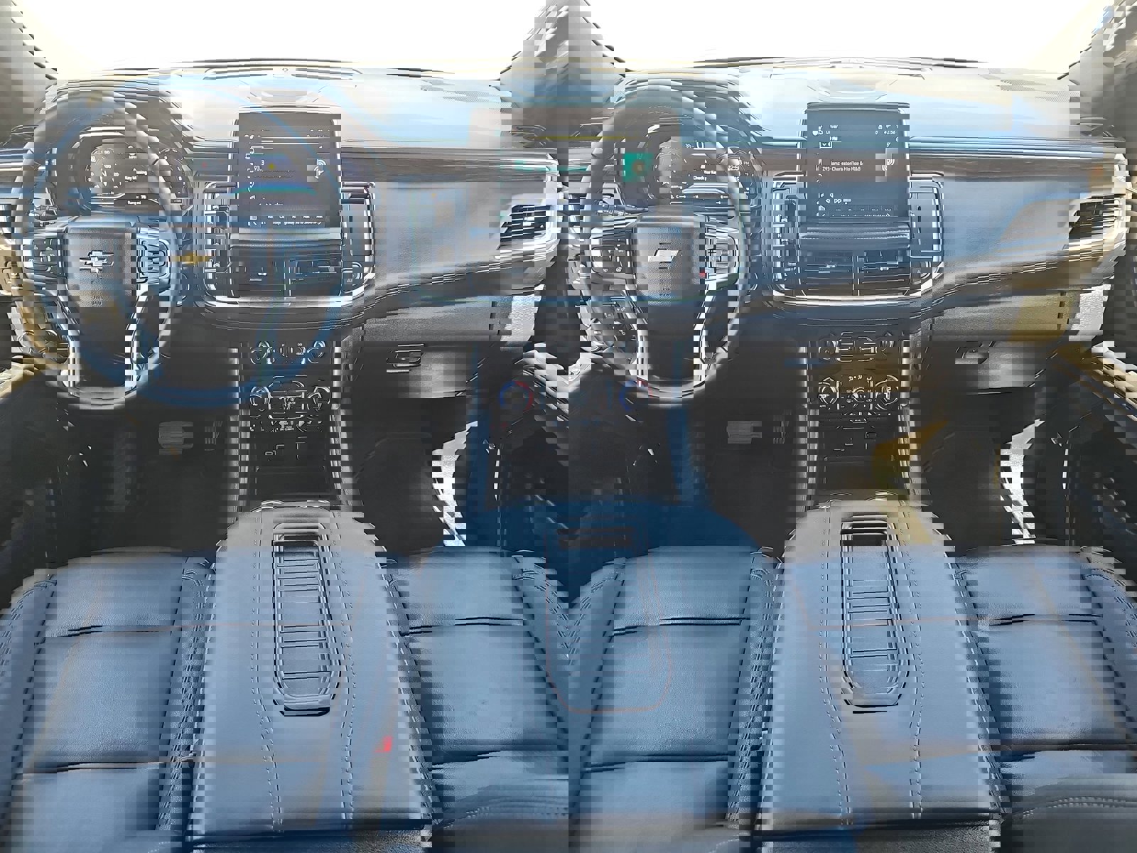 Used 2024 Chevrolet Tahoe LT w/ LT Signature Package image 8