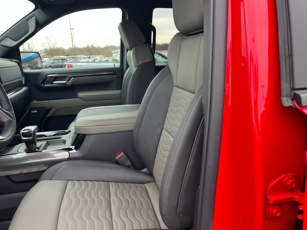 New 2026 Chevrolet Silverado 1500 ZR2 w/ LPO, Dark Essentials Package image 21