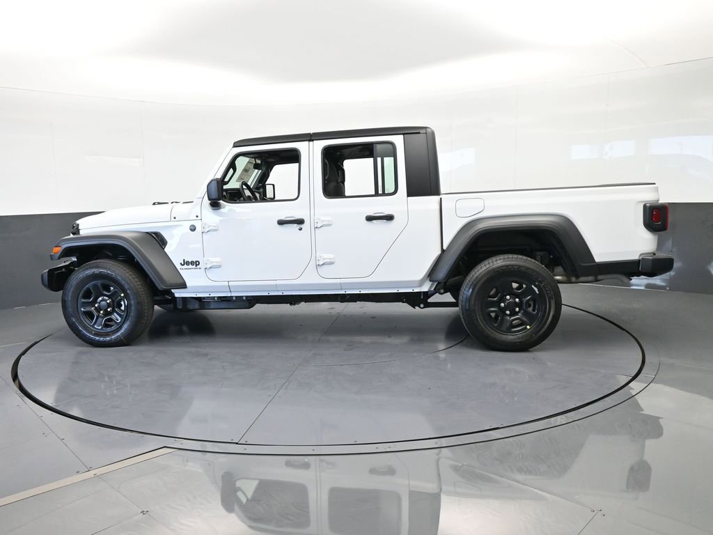 New 2026 Jeep Gladiator Sport AWD/4WD image 3