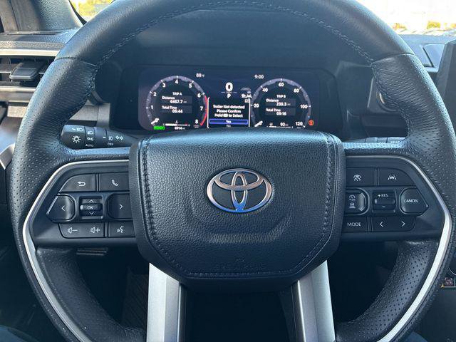 Certified 2025 Toyota 4Runner TRD Off-Road AWD/4WD image 23