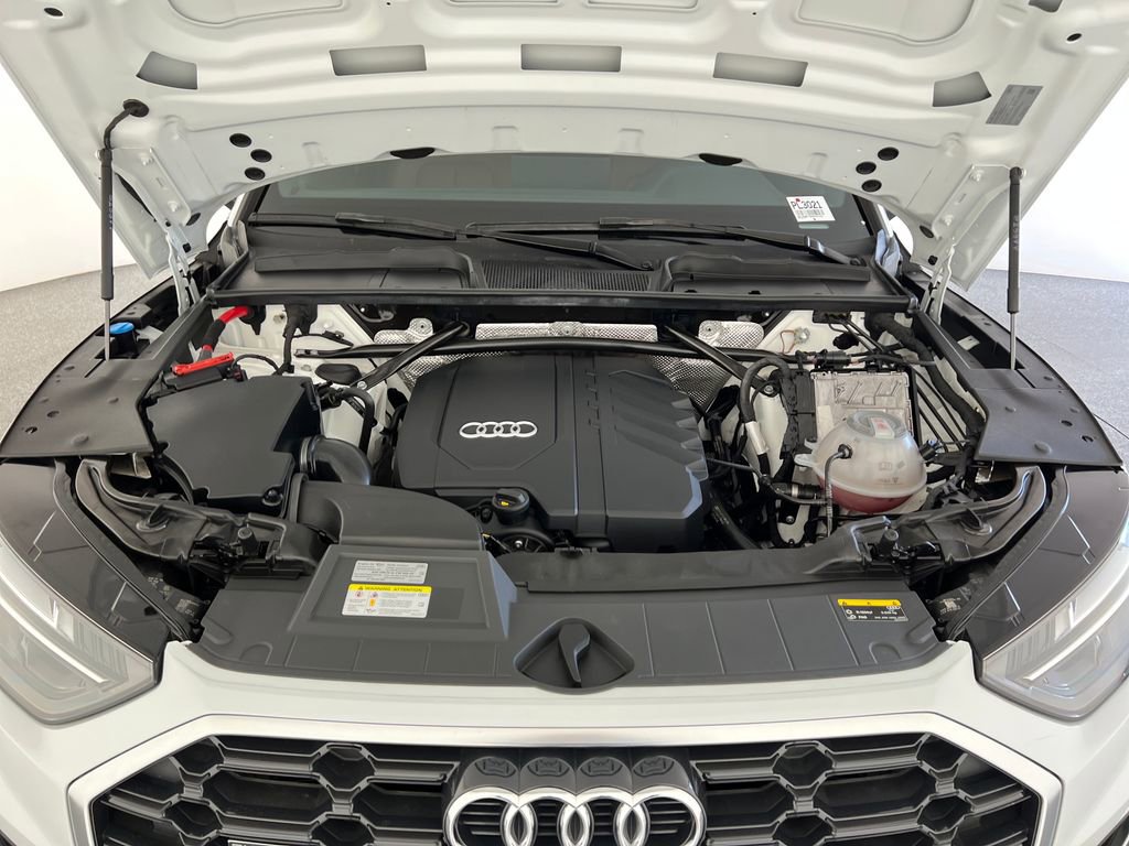 Used 2022 Audi Q5 2.0T Premium w/ Convenience Package AWD/4WD image 23