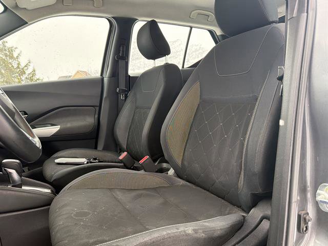 Used 2019 Nissan Kicks SV image 13
