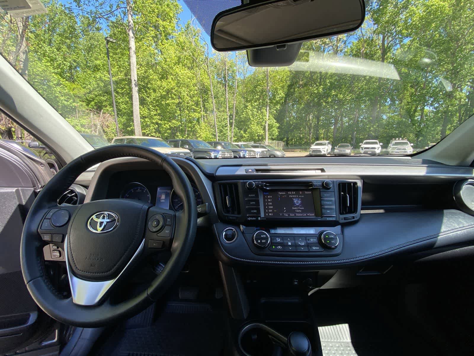 Used 2018 Toyota RAV4 XLE w/ Plus Extra Value Package AWD/4WD image 22