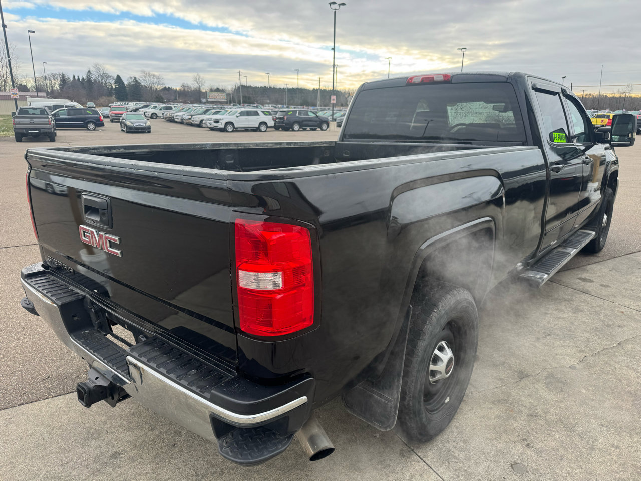 Used 2015 GMC Sierra 3500 SLE image 5