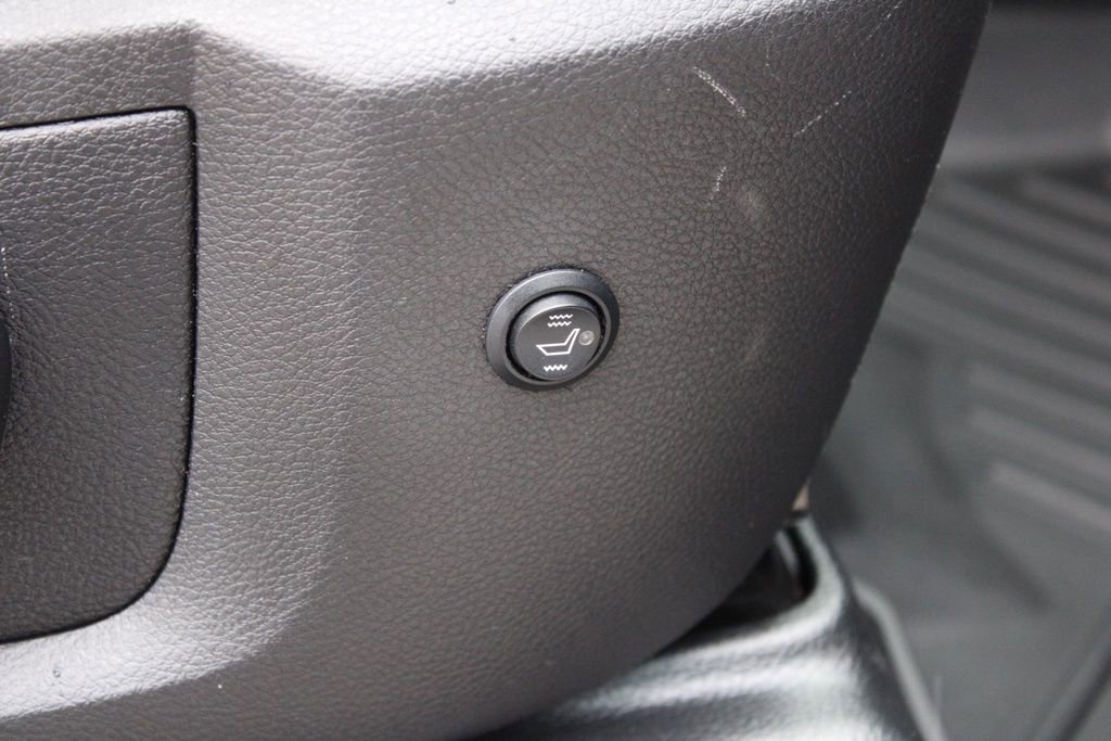 Used 2016 RAM 2500 Tradesman w/ Chrome Appearance Group image 23